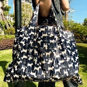 Dog 🐕 ❤️ 's xlarge nylon compact expandable shopper/tote